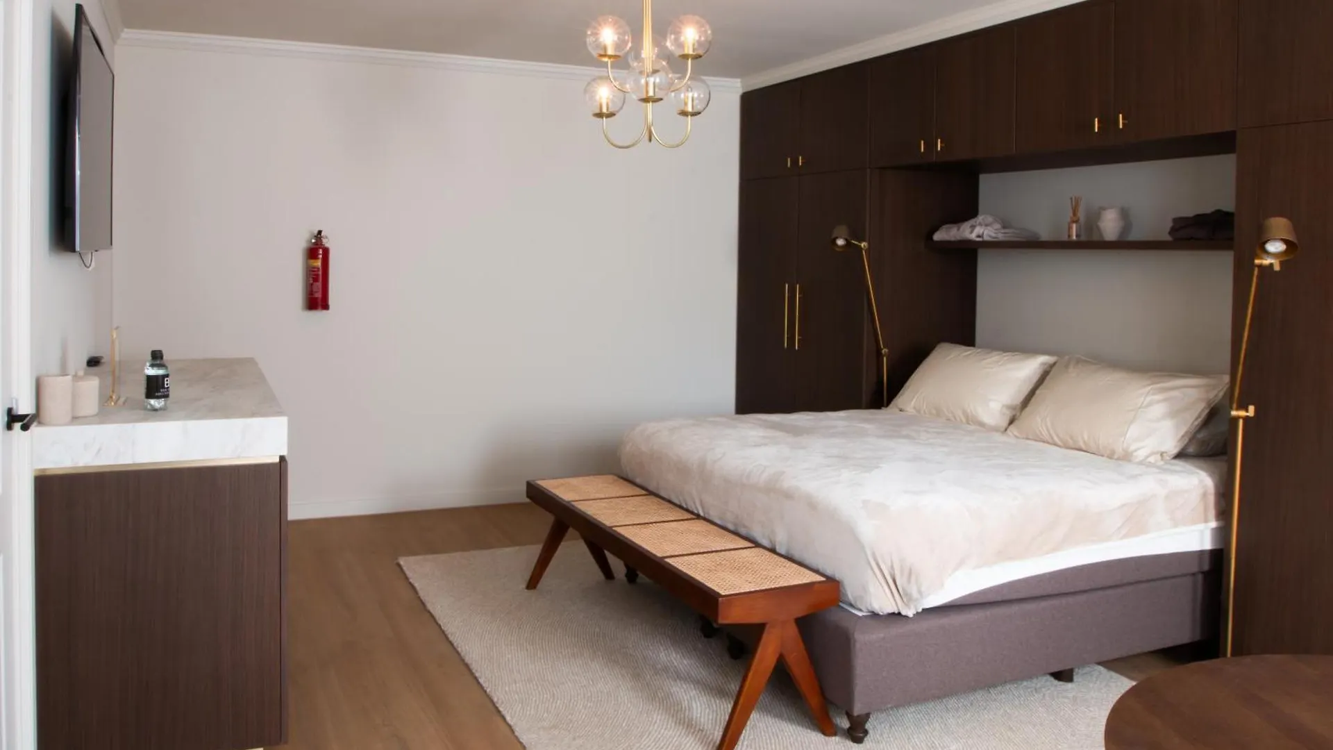 B&B Midtown Amsterdam Suites לינה וארוחת בוקר